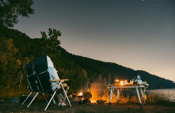 10 conseils essentiels pour un camping improvisé sans tracas à la dernière minute